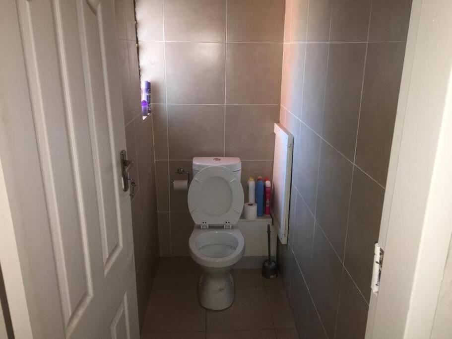 Spacious Zamtel Flat Lusaka Bagian luar foto