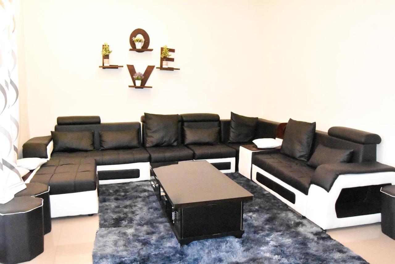 Spacious Zamtel Flat Lusaka Bagian luar foto